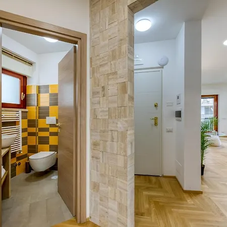 Flatinrome Vatican Apartment *